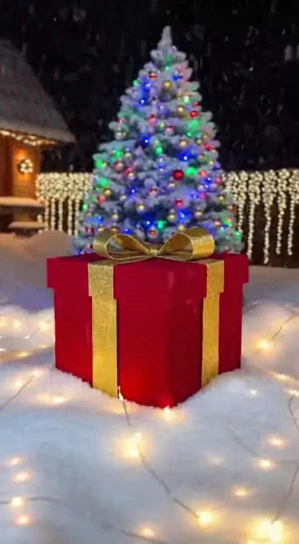 Surprising Christmas Gift Unboxing for Holiday Short Video Clips AI Video Generator