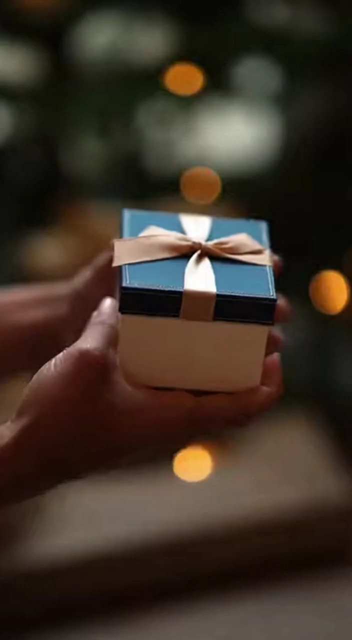 Joyful Satisfying Surprise Unboxing Highlight Clip AI Video Generator