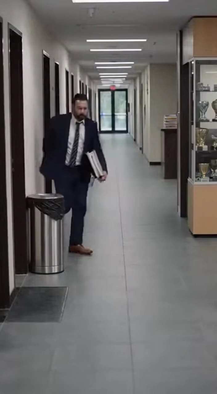 Working People's Rampage Moment AI Video Generator 